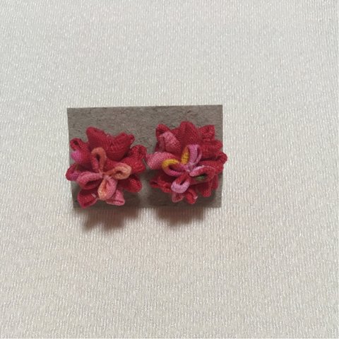 つまみ花ピアス⑩