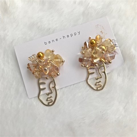 個性的 ! 琥珀色 ピアス/イヤリング