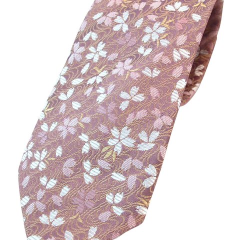和柄ネクタイ　西陣織の豪華な金襴ネクタイ。ハンドメイドの高級ネクタイ　薄ピンク桜