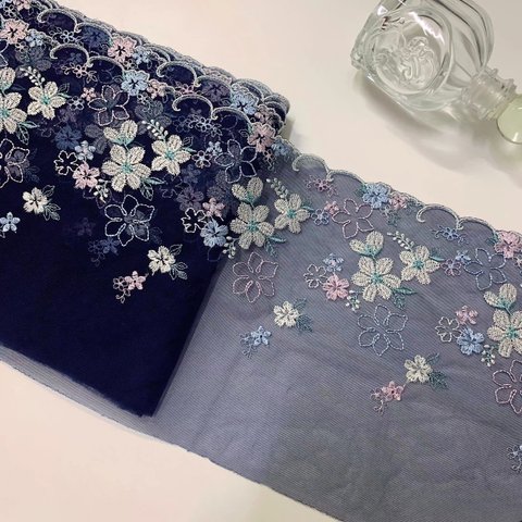 2m 花柄　刺繍　チュールレース　紺色　ハンドメイド　はぎれ　生地　