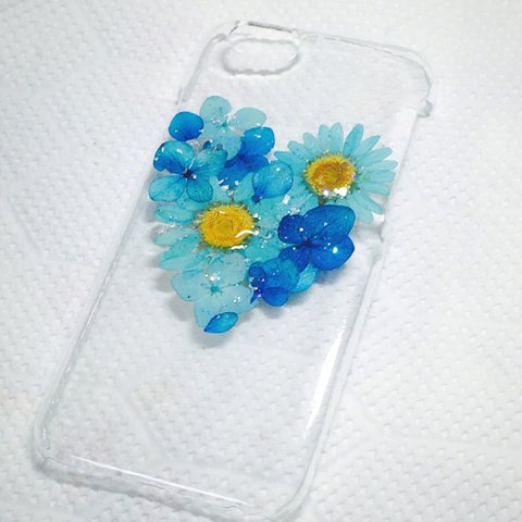 大きなハート ブルー系 押し花iPhoneカバー