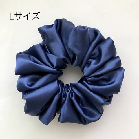 【 Lサイズ＊ネイビー】シュシュ ハンドメイド scrunchie サテン