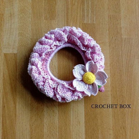 レース編み♥桜のブローチとシュシュ♥ピンク