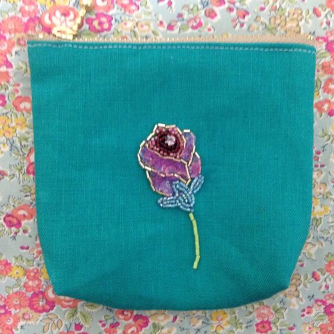 薔薇の刺繍ポーチ☆ミニサイズ