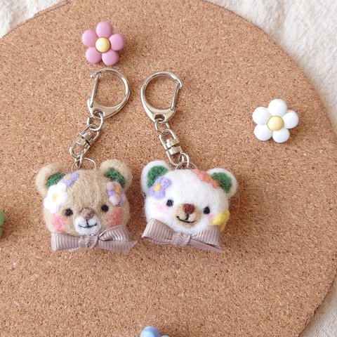 お花の刺繍くまちゃんず