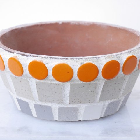 オレンジ丸モザイクタイルをラインにした植木鉢（T-006）