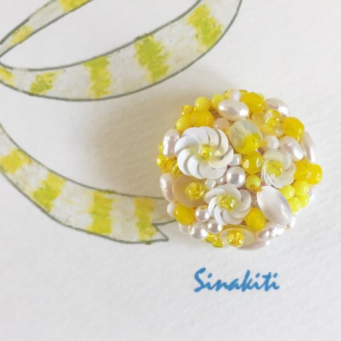 pastel brooch シトロン