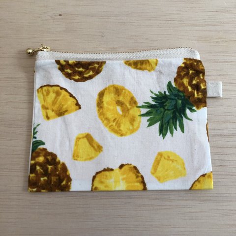 パイナップルポーチ🍍