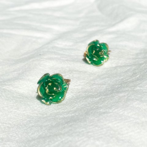 彩り薔薇earring/pierce -ビビットグリーン-