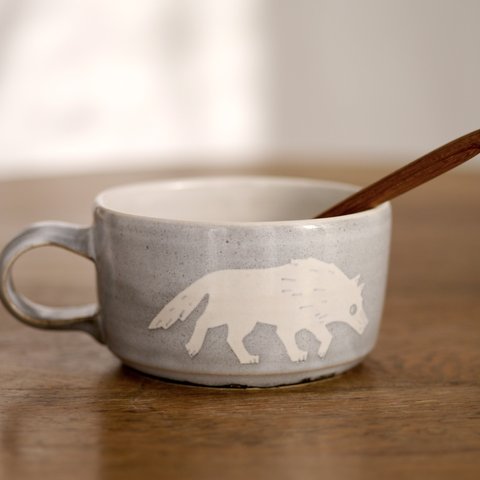 オオカミのスープカップ