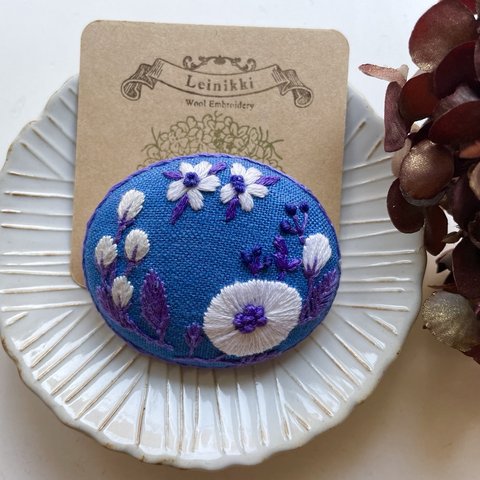 【送料無料】大正浪漫なお花柄＊刺繍ブローチ