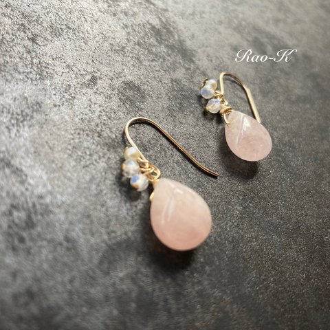 🌸♪"A Love That Will Never Grow Old"14kgf  モルガナイトのピアス！
