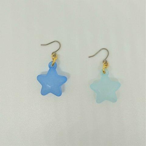 348. チタンピアス　おもちゃ　星　ブルー　青　水色　スター　金属アレルギーになりにくい