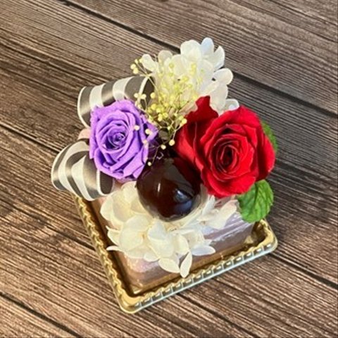 小さな薔薇のケーキ（ピンク）