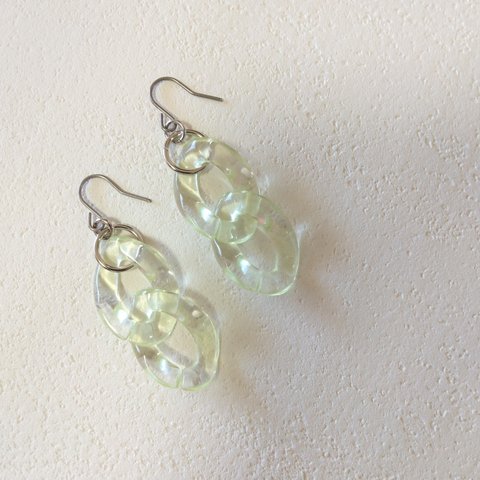 429 アクリルチェーンパーツメロンのピアス