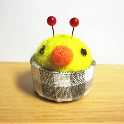 トニカクかわいい　「ぴよバリ（針刺）」です