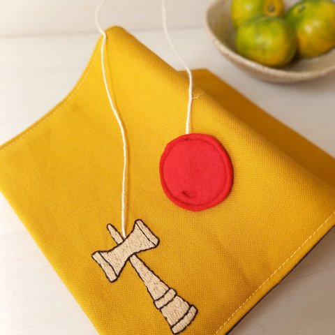 【けん玉刺繍】ブックカバー