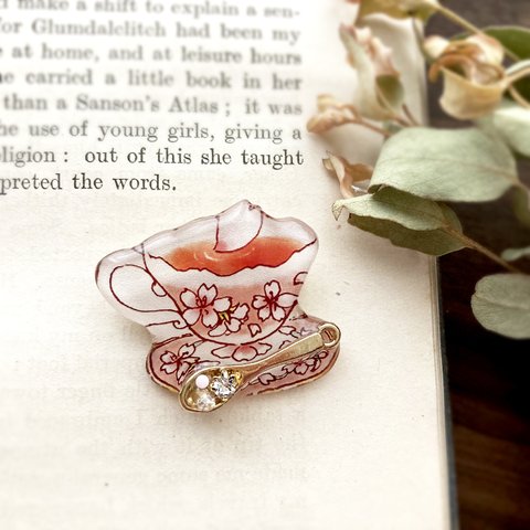 Sakura teacup brooch｜桜ティーカップブローチ〔紅茶シリーズ〕 