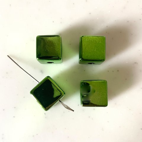 Green Mirror Cube Beads