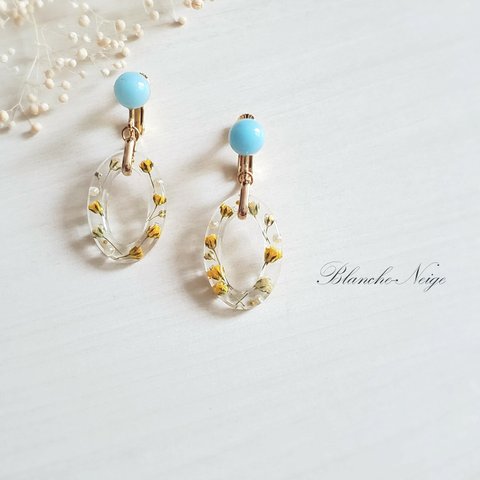 【お値下げ】oval flower wreath earrings (sky blue×yellow)