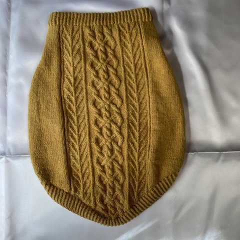 中型犬アラン模様の手編みセーター