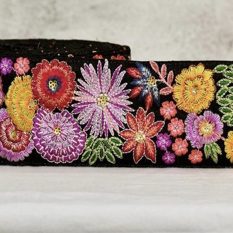 インド刺繍リボン 花 シルク100% 着物帯 花火 髪飾り 成人式 和風 和柄 浴衣 半襟 リメイク パーティーバッグ