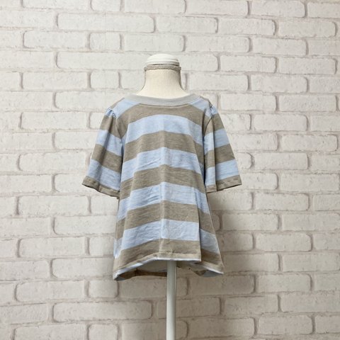 【120size】ガールズTシャツ　ボーダー