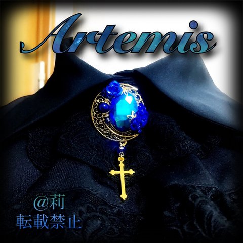 -Artemis-ブローチ ゴールド ダークブルー サファイア 青薔薇