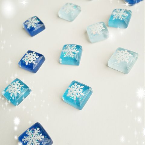 <SALE>雪の結晶ミニピアス