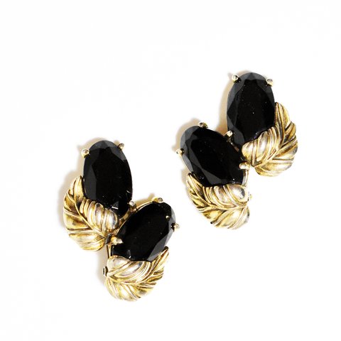 Vintage 1950s’　Schiaparelli black×gold nuts motif glass　parts earrings