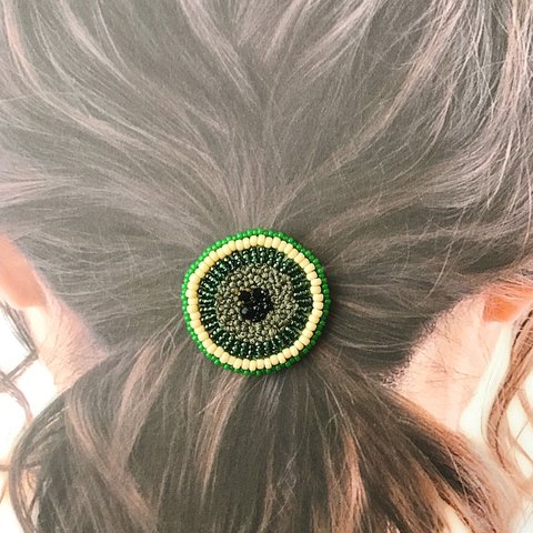 ビーズ刺繍ヘアゴム＊ブローチ＊キーホルダー