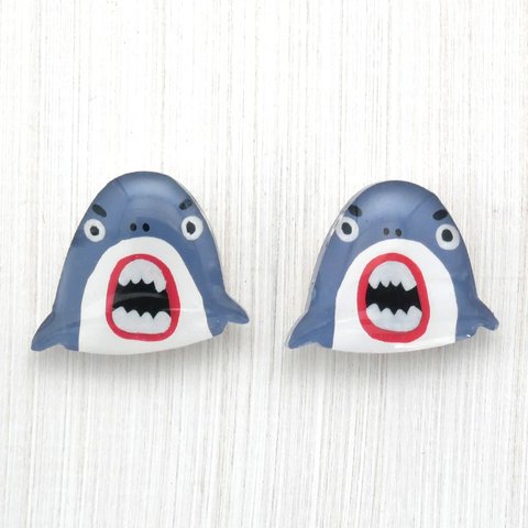 【イヤリング】サメのイヤリング