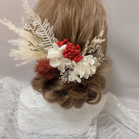ドライフラワー　ヘアアクセサリー　ヘアパーツ　髪飾り　和装　白　赤　シルバー
