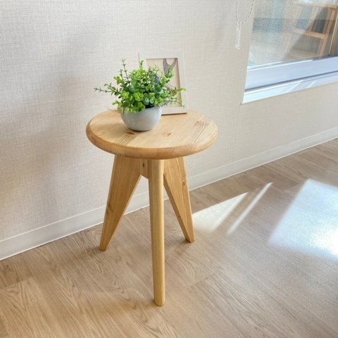 スツール - チェア・椅子の人気通販 | minne 国内最大級の スツール - チェア・椅子の人気通販 | minne 国内最大級の