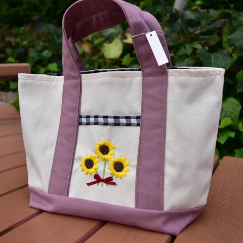 花刺繍の帆布ミニトート