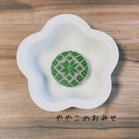 【選べる】こぎん刺しのくるみボタン(38mm/27mm)(マグネット/ブローチピン/ヘアゴム)●豆こ花こ