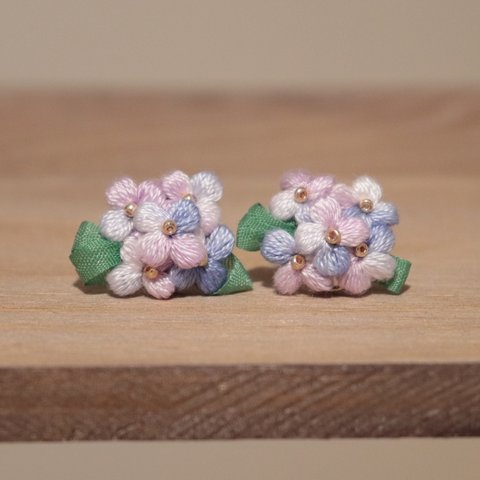 ピアス*　はかなげ紫陽花