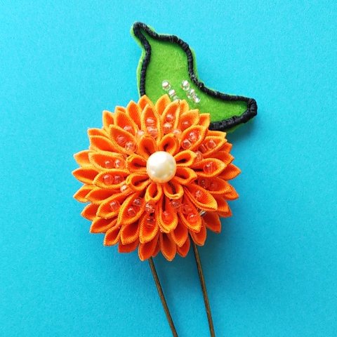 花と小鳥のストールピン･オレンジ