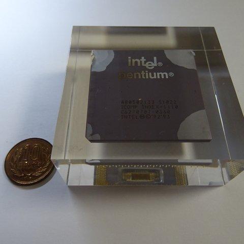 【3】intel Pentium CPU ペーパーウエイト