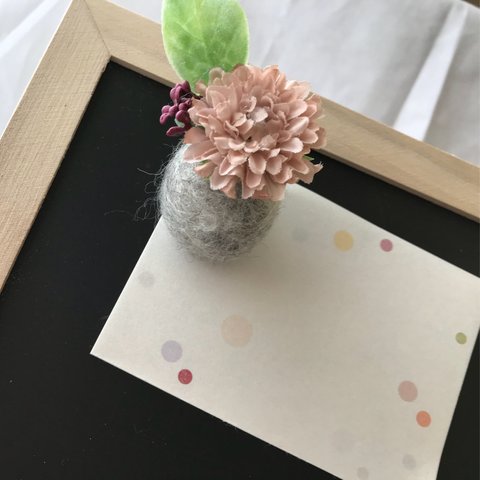 お花と羊毛フェルトのマグネット(ピンク)