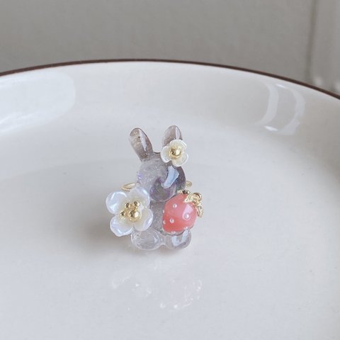 ブラウンとオーロラのうさぎのリング💍🐰