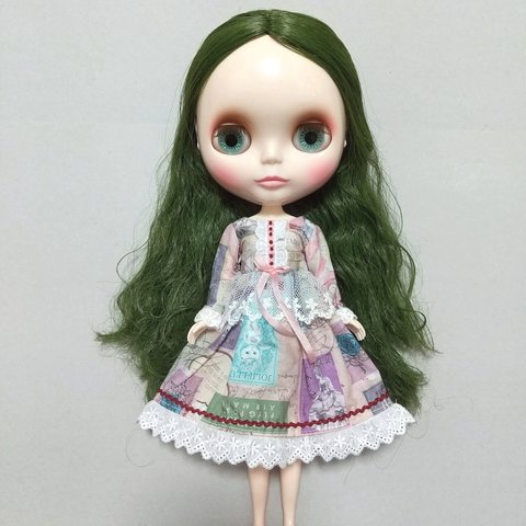 （Discount!💓）ジョリーフルール『My Little Tailor』を使ったペプラムワンピース　ブライス　リカちゃん　アウトフィット