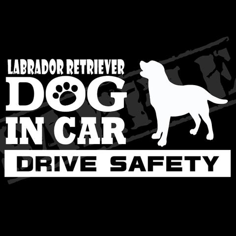 『犬種名・DOG IN CAR・DRIVE SAFETY・ラブラドールレトリバー』ステッカー　9cm×17cm