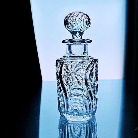 輝くオールドサンルイ すみれの香水瓶 #155 ヴァイオレット大【20世紀初頭】