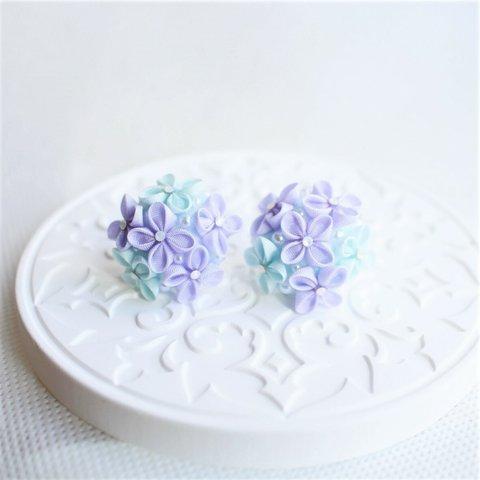 つまみ細工*紫陽花のピアス【ブルー系】