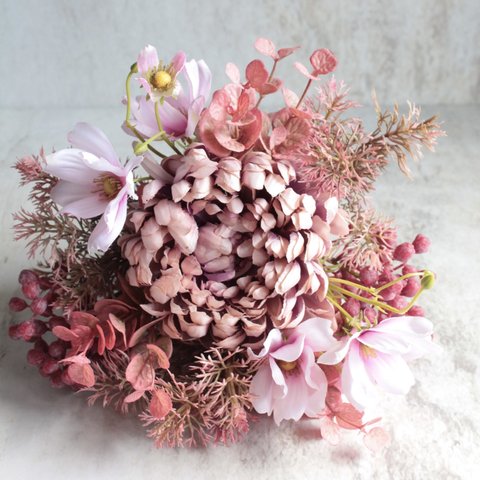 【大輪菊】シャビーピンク色の大人な秋のブーケ