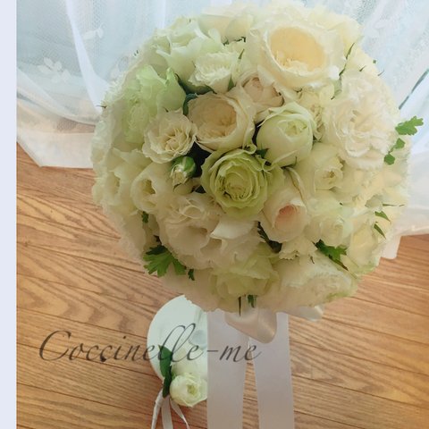 花言葉で想いを紡ぐwhite wedding bouquet for bff