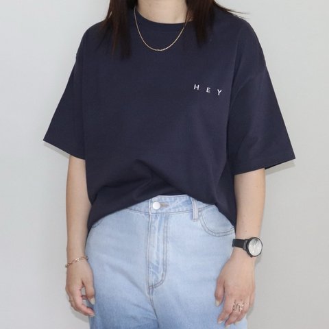 【予約販売】刺繍Tシャツ(ネイビー)
