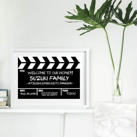 引越し祝いや結婚のお祝いに！お名前入りモノトーンポスター・ファミリーポスター#CLAPPERBOARD(A4) 