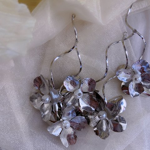 2pcs)2710)花びらチャーム)rhodium#3w